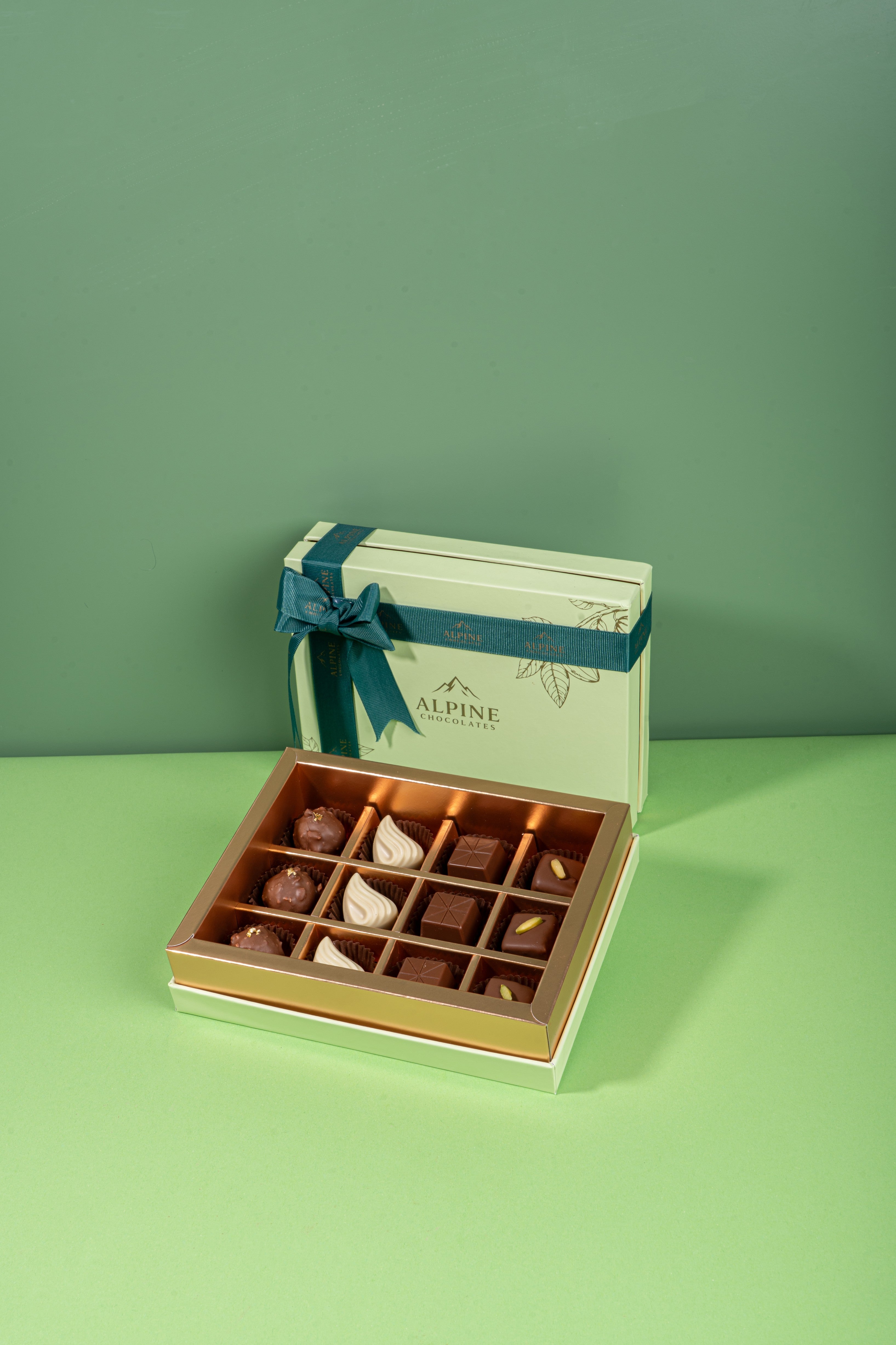 Box of 12-Praline/Truffle/Ganache/Bon Bon